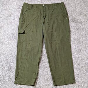 LIZ CLAIBORNE Olive/Army Green Stretch Cotton Crop Cargo Pants; Size 18W